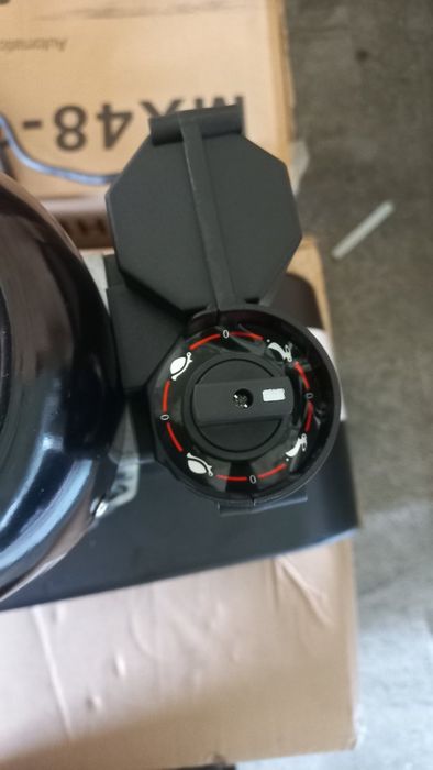 Чисто нови четири ролкови подаватели 2000 лв.с ддс.