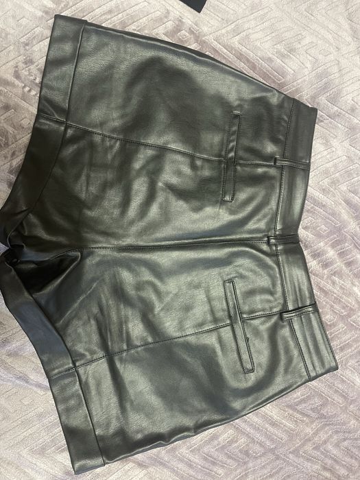 Кожени панталони Mohito