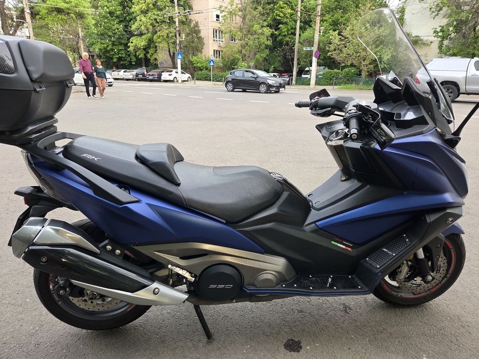 Maxi scuter Kymco AK 550 i
