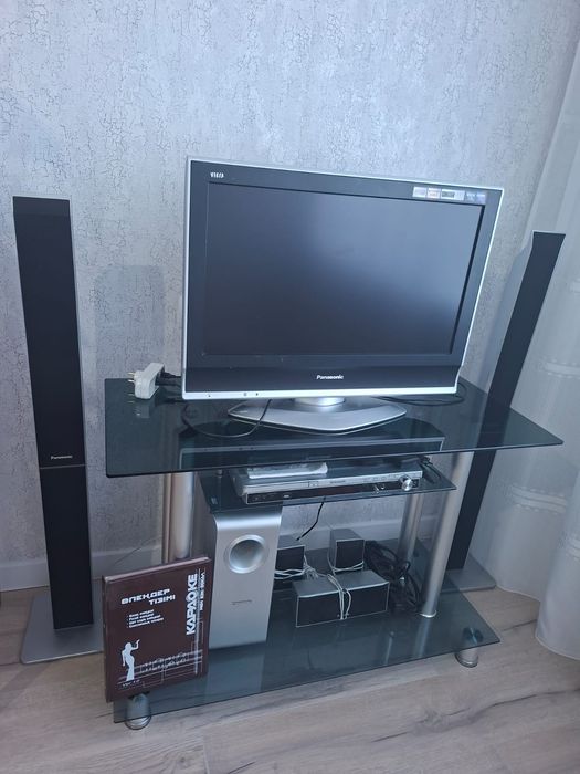 Продам в комплекте 3в1