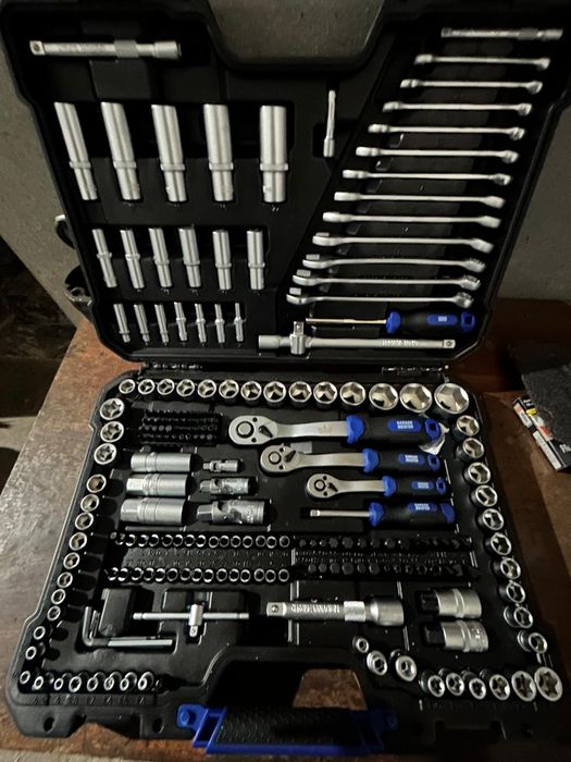 Trusa scule, chei tubulare, inelare si fixe, mecanic auto