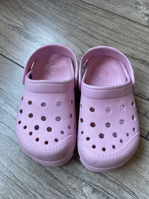 Крокс и чехли 24 номер момиче