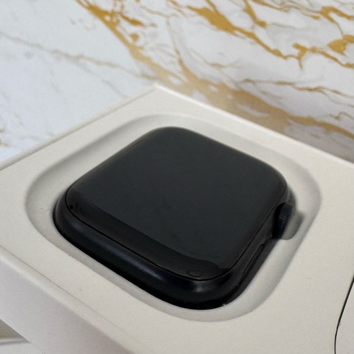 Apple Watch Series 9 45mm Midnight Al Midnight SB M/L GPS