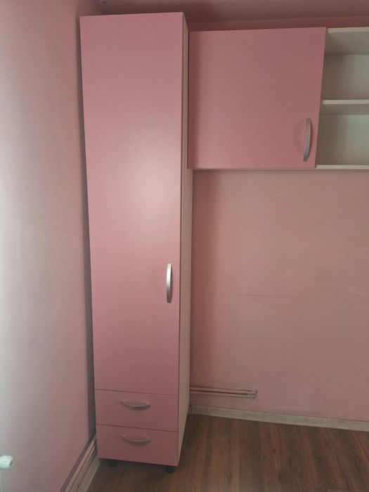 Vand mobilier nou
