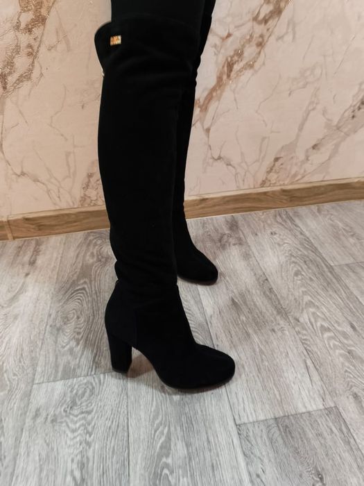 Продам зимние сапоги