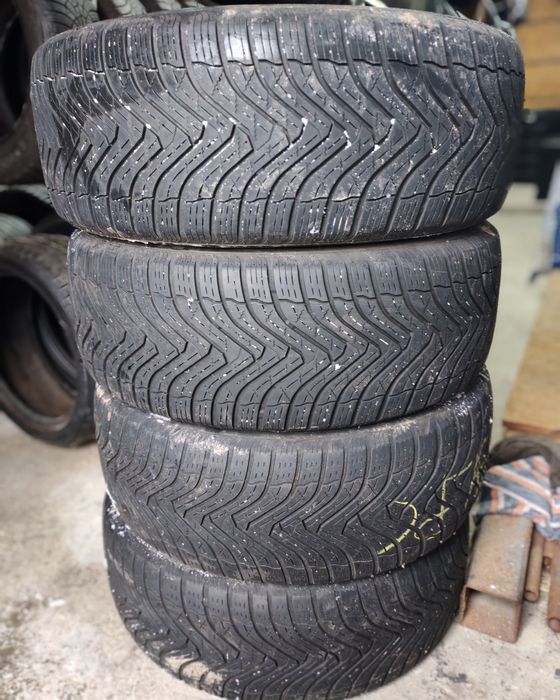 255 55 19,4buc allseason,2023,6mm