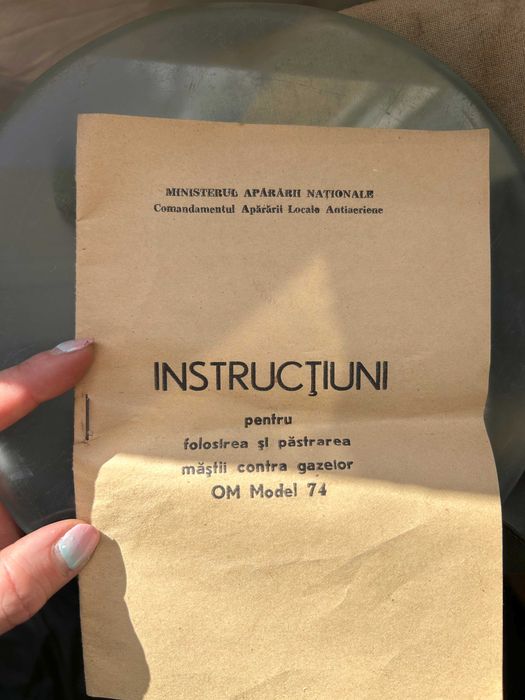 Masti de gaz in geanti originala cu toate accesoriile