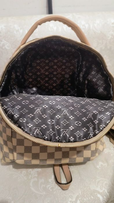 Раница  и чанта Louis Vuitton