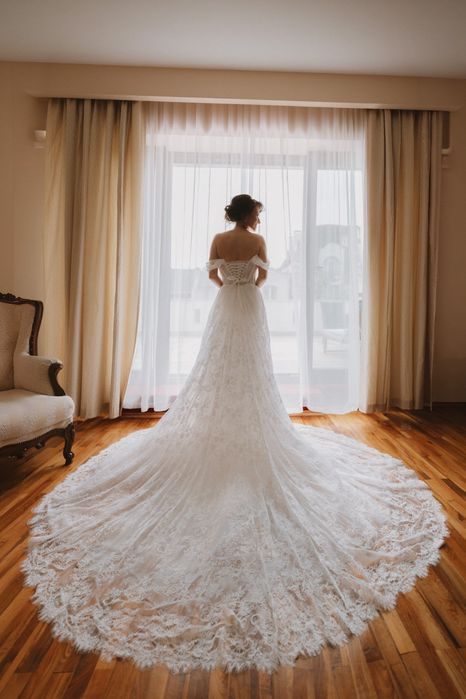 Rochie de mireasa Royal Vladiyan