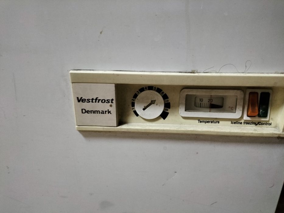 Продам холодильник 200л.  t (+2°)- (+8°)