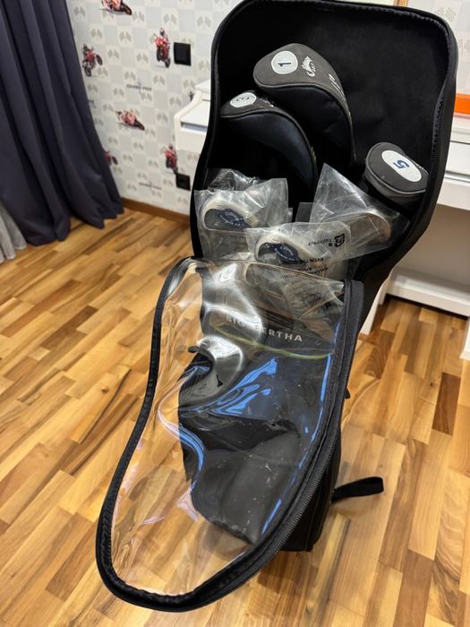 Набор клюшек для гольфа