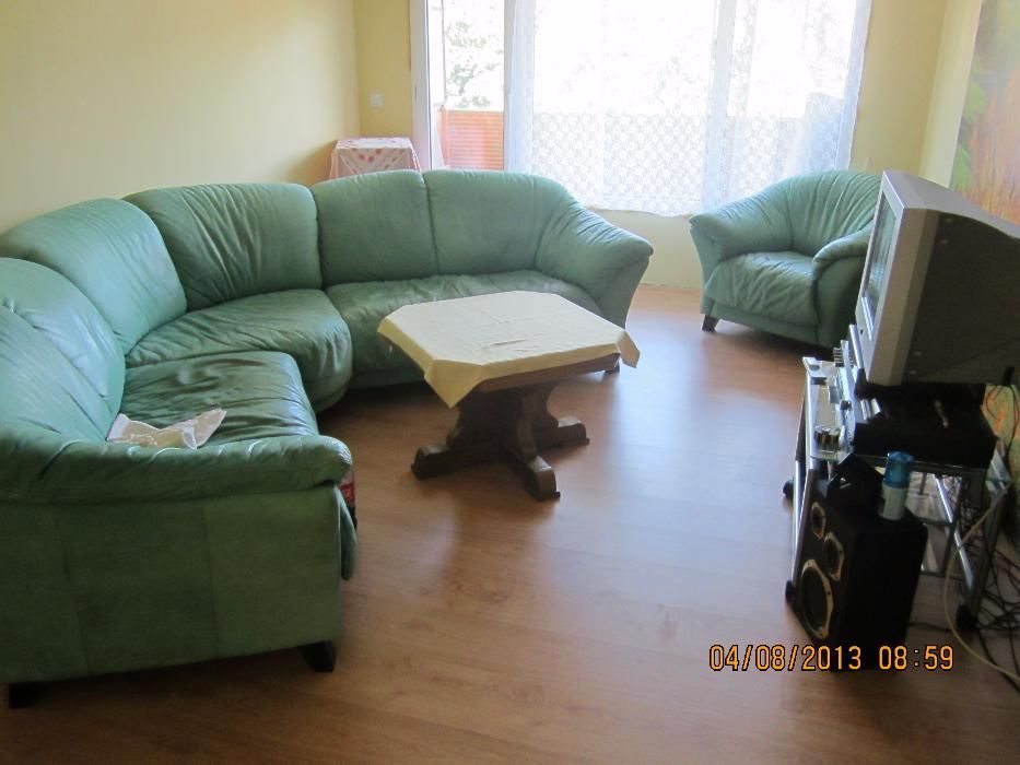 Диван ъглов кожа