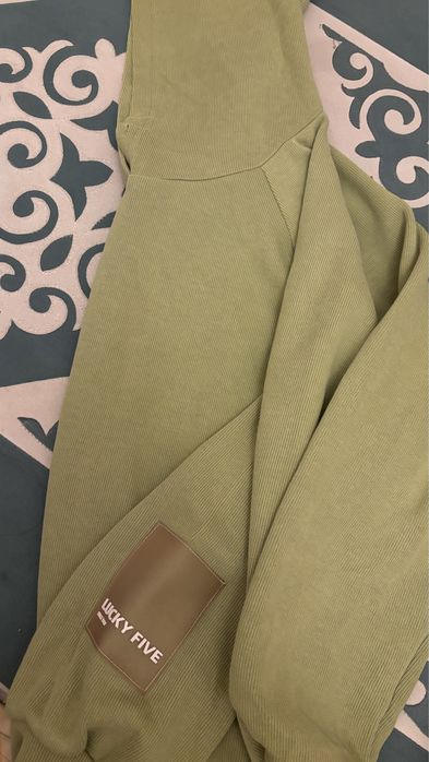 Срочно продам толстовку