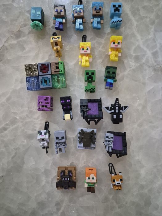 Вся коллекция Kinder joy серии "Minecraft"