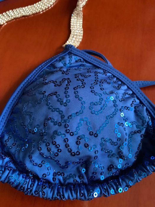 Луксозен бански с паети и камъни.