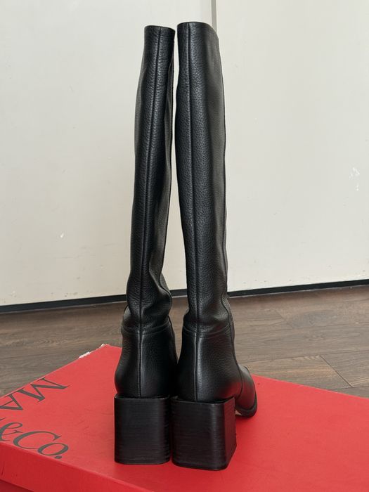 Продам сапоги Max Mara 37 размер кожа