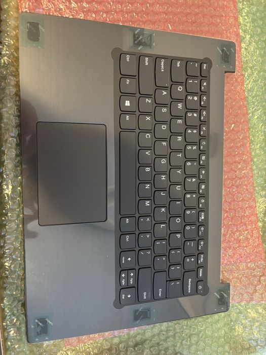 Tastatura Lenovo IdeaPad 330-14IGM Gri cu Palmrest Gri si TouchPad