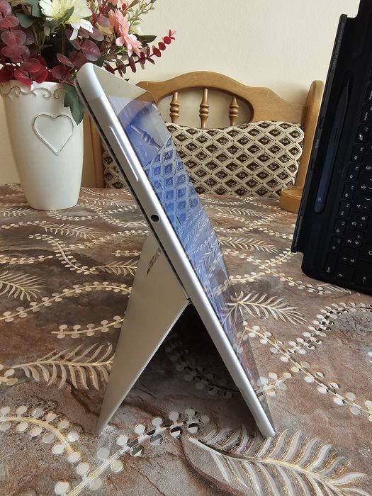 Microsoft Surface Pro 8 LTE Advanced – i5 gen. 11, 16 GB RAM, 256 GB SSD