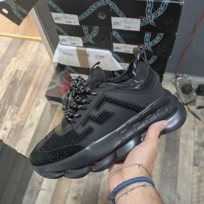 Versace chain reaction