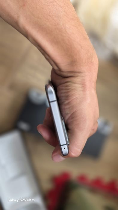 Продавам телефон Realme gt 2pro 12gb
