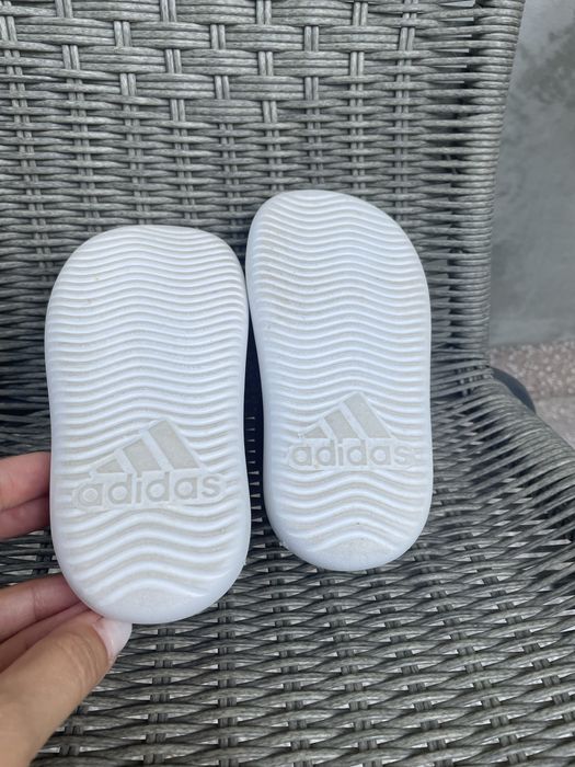 Детски сандали Adidas