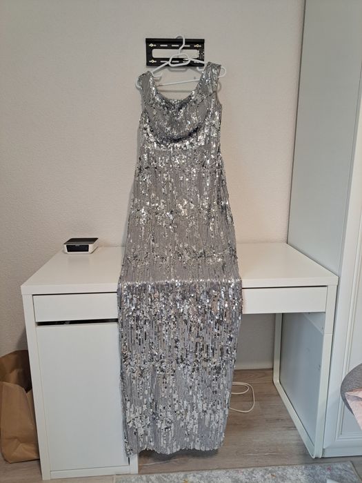 Rochie eleganta, noua cu eticheta marimea M
