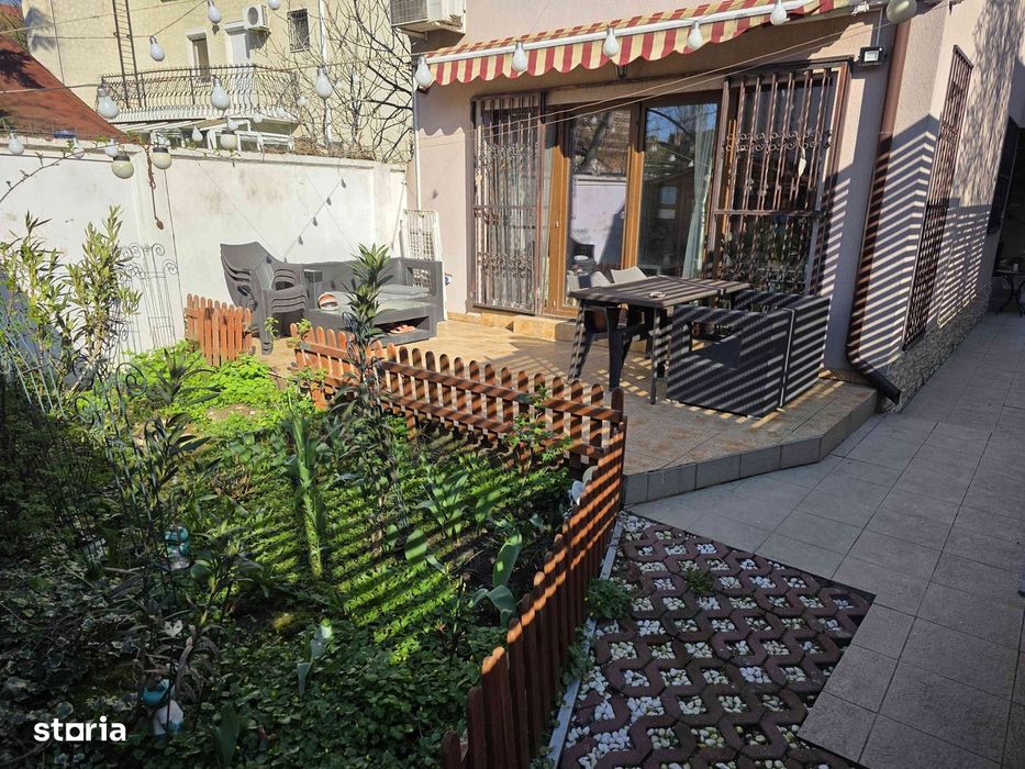 Vile Casa moderna P+1 de vanzare zona Parcul Circului