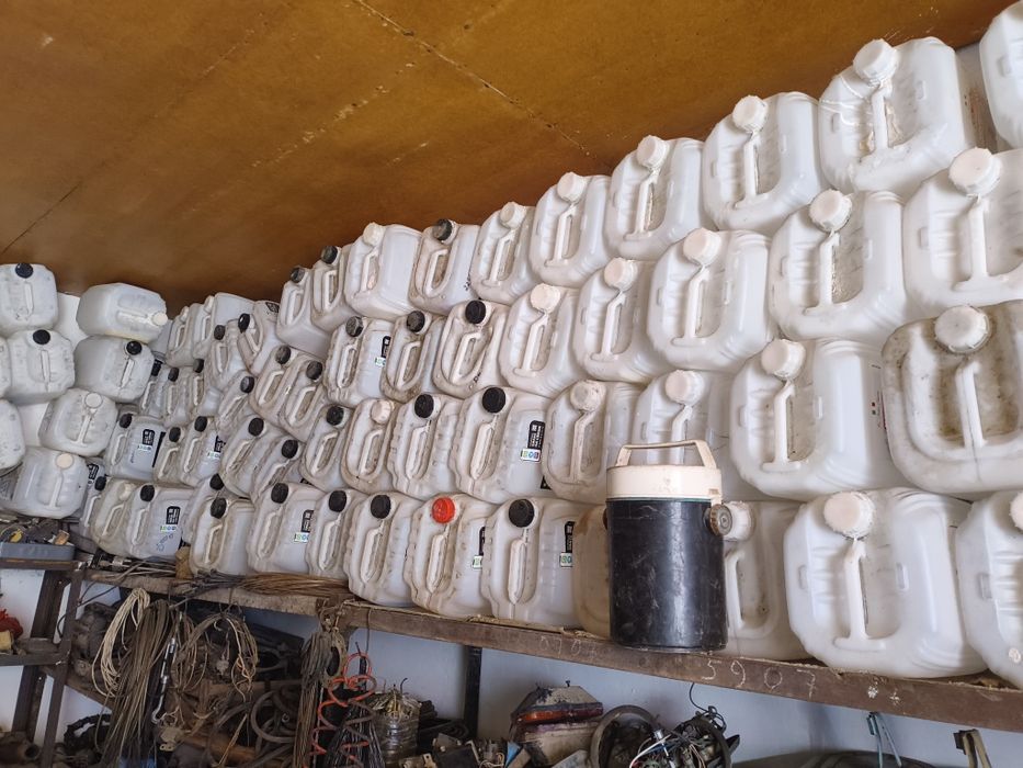 Канистра 20 л ..