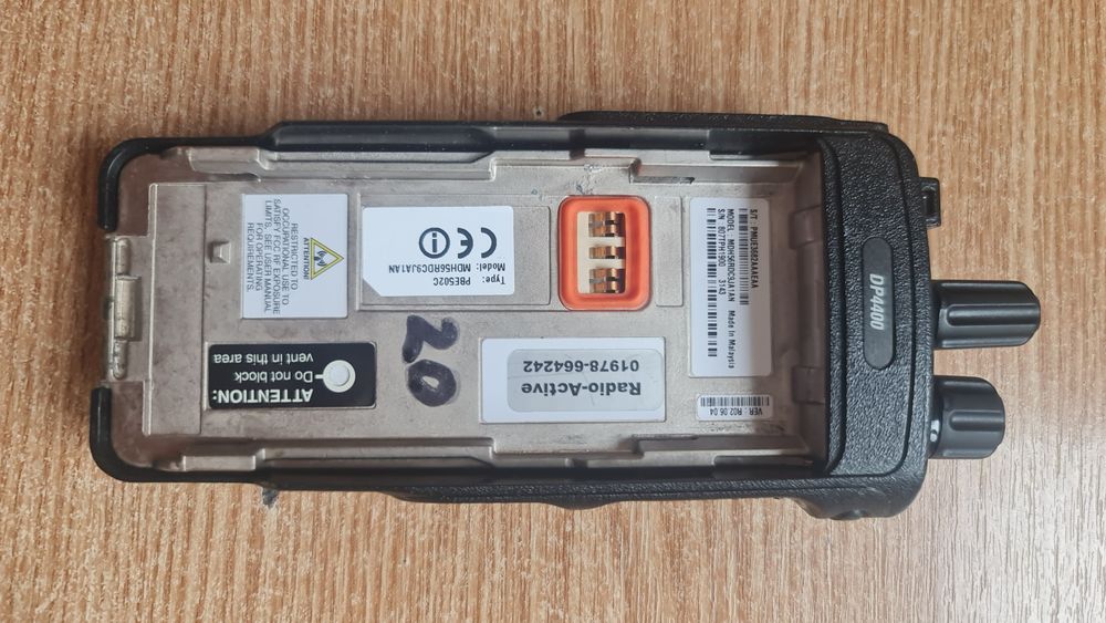 Motorola dp 4400 uhf