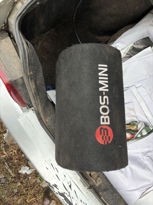 Продам сабвуфер BOS-MINI