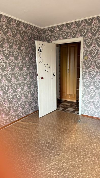 Продам 2 ком квартиру в 19 мкр