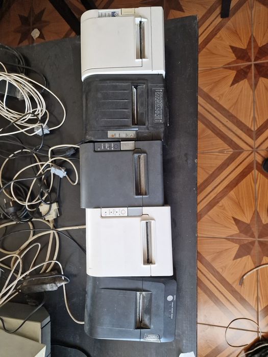 Monitoare touchscreen si imprimante termice