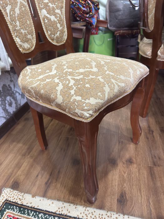 Stol-stul kamplekt sotiladi | Продаются стол+стулья комплект