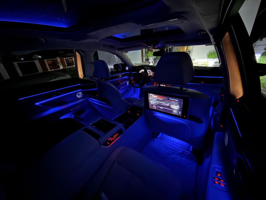 Bmw INDIVIDUAL absolut FULL 740 G12 Long Xdrive Night Vision FULL