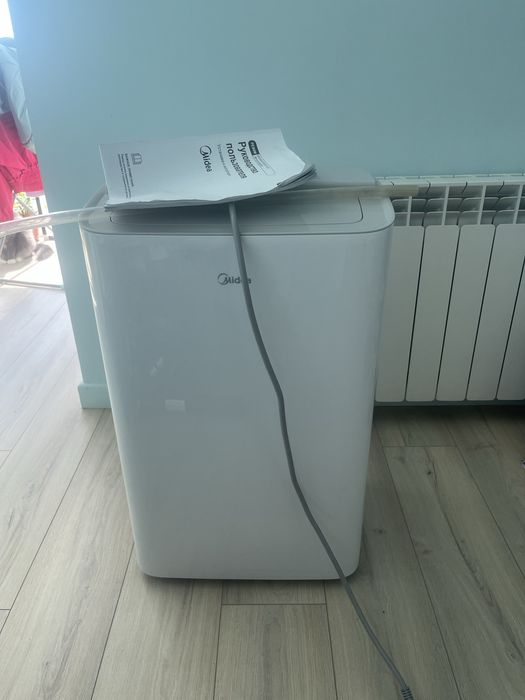 Мобильный кондиционер Midea