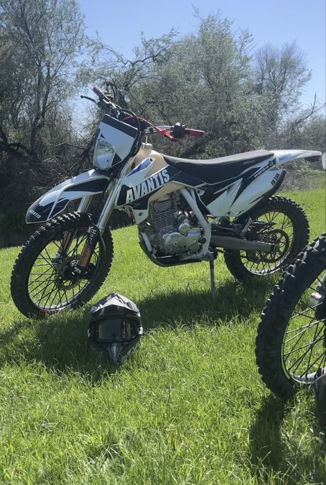 Эндуро мотоцикл 250куб