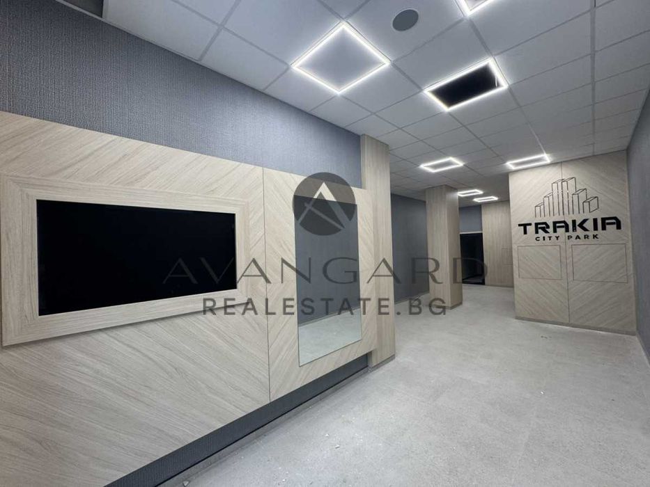 Продава се Тристаен апартамент в Пловдив, Тракия - 125 кв.м за 1600 €/кв.м - Снимка #15