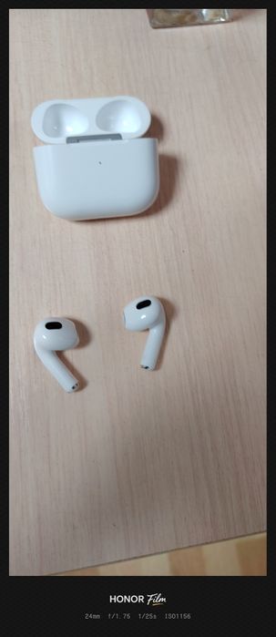 Продам наушники новые