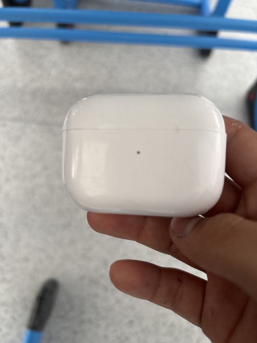 air pods 4 pro.