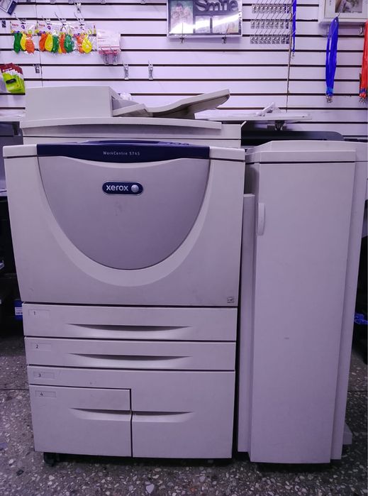 Продам МФУ Xerox 5745