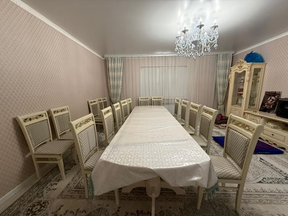 Стол4метр  стулья 18шт