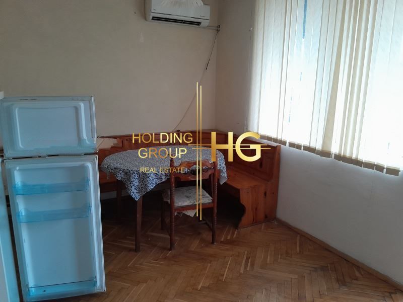 Продава се Четиристаен апартамент в Варна, Център - 110 кв.м за 2435 €/кв.м - Снимка #7