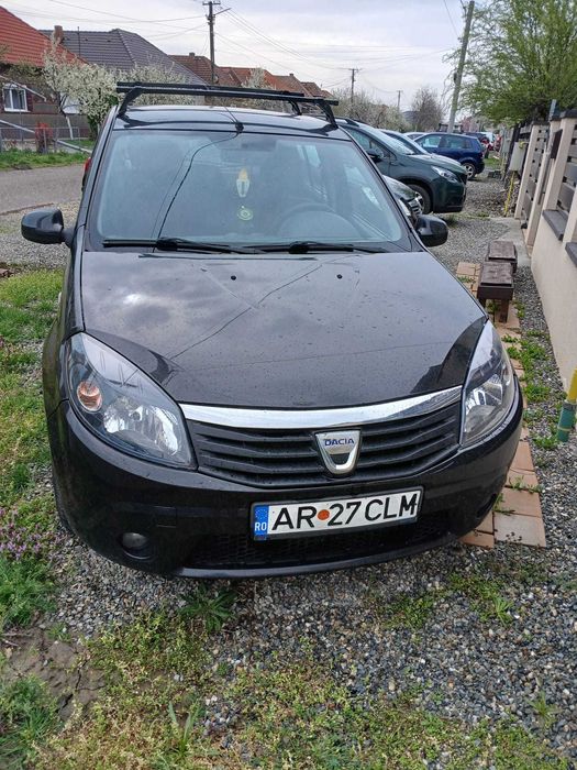 Dacia Sandero ediția limitată Kiss FM / 2009
