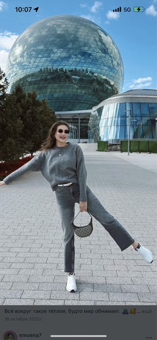 Продам свитер Зара