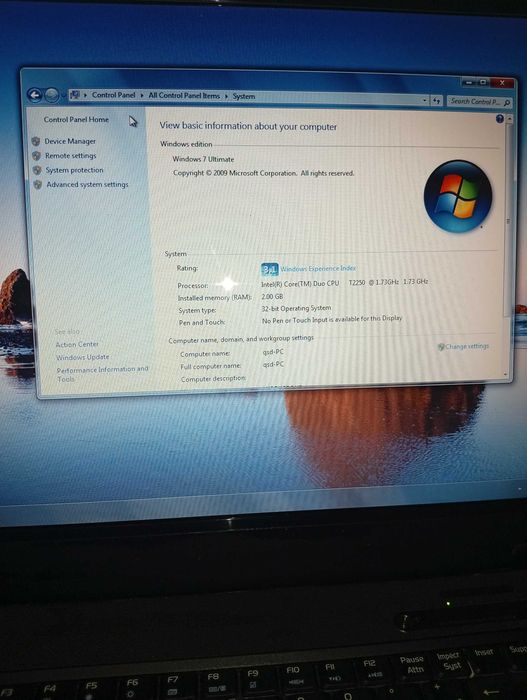 Laptop 17 Inch ASUS model F7F Windows 7 Ultimate