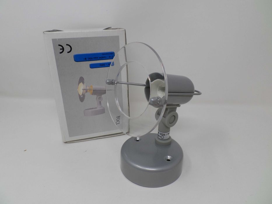 Нов спот за стена