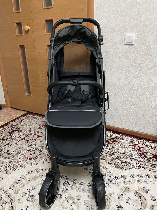 Коляска прогулочная