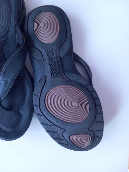 Дамски сандали и чехли