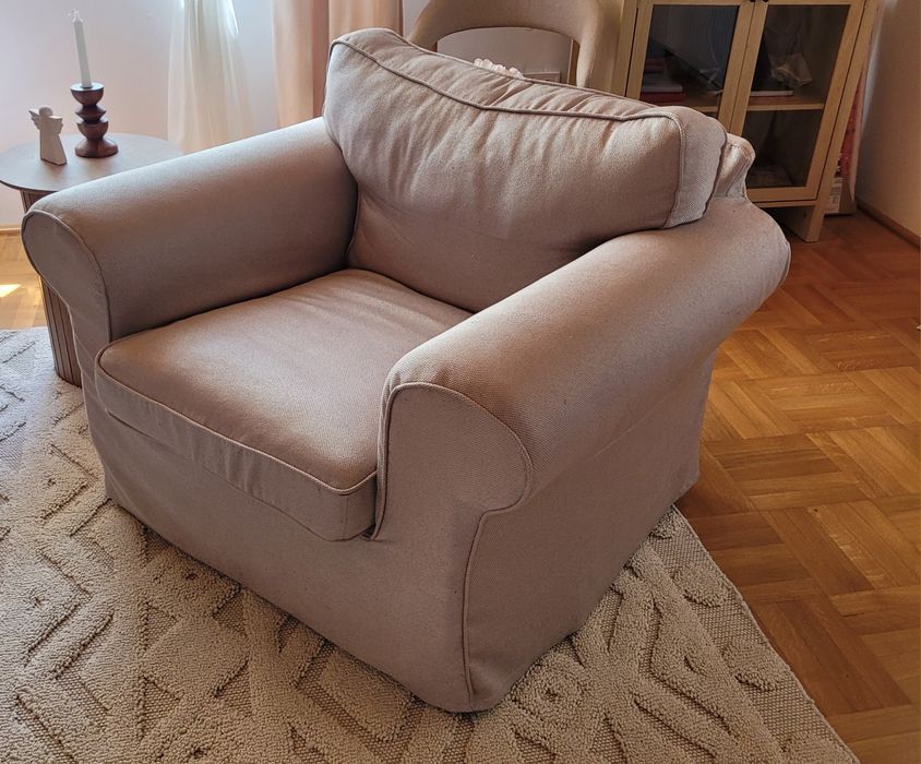 Vand Coltar  si fotoliu Ikea  nextensibil