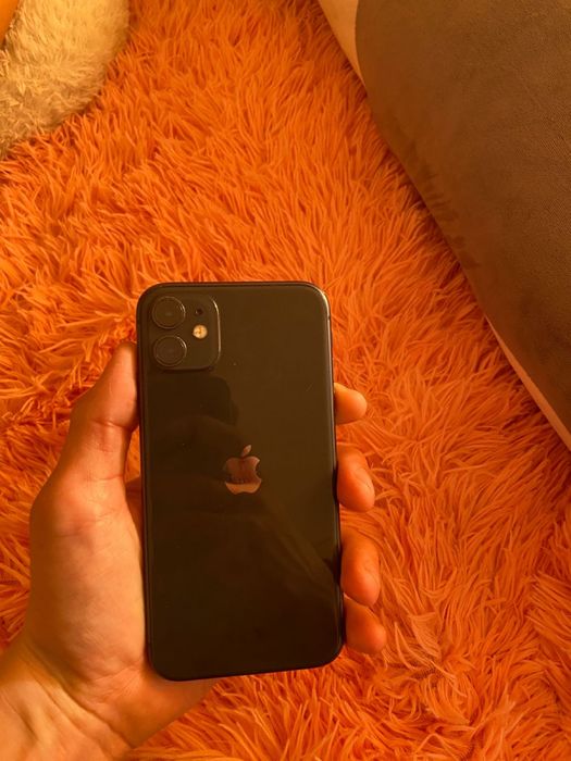 IPhone 11 б/у черный